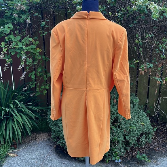 Lavish Alice Plus wrap blazer dress in orange - Picture 2 of 4